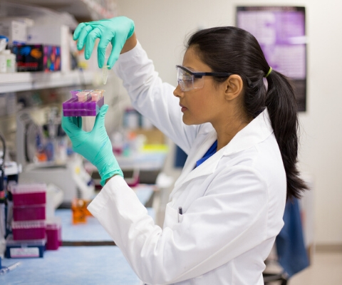 Woman in a lab by Universities Canada.jpg