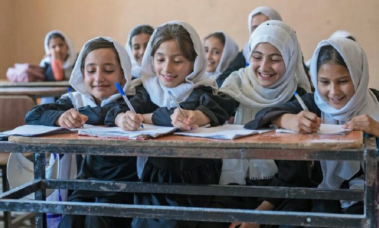 school girls afghan.jpg